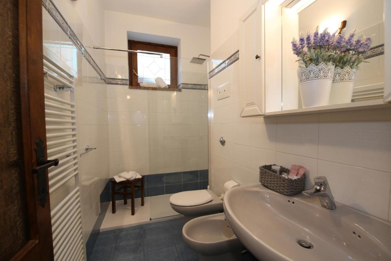 Mella Bellagio Al Porto - Apartment With Terraces Near The Lake - Parking エクステリア 写真