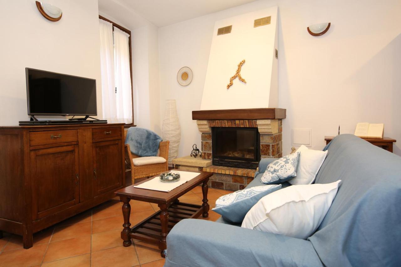 Mella Bellagio Al Porto - Apartment With Terraces Near The Lake - Parking エクステリア 写真