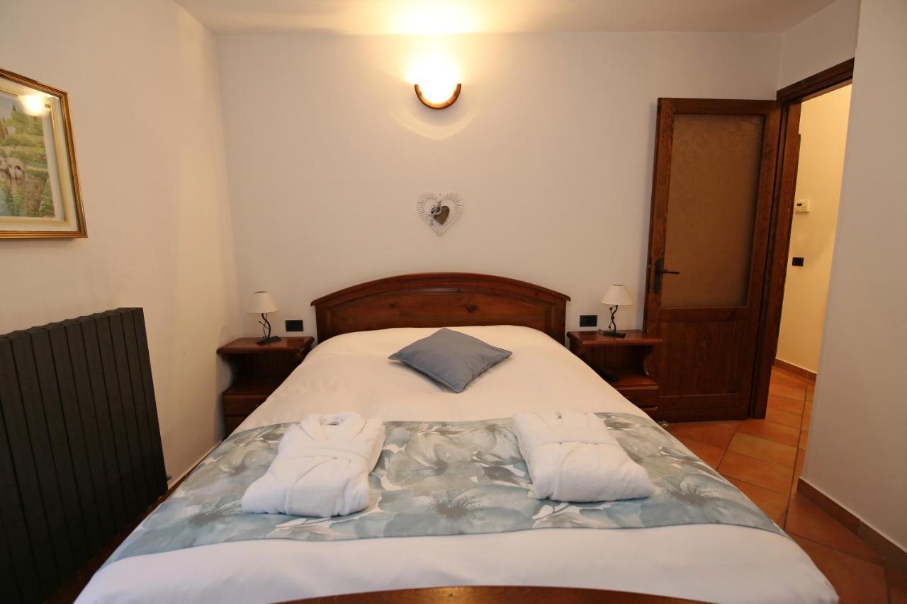 Mella Bellagio Al Porto - Apartment With Terraces Near The Lake - Parking エクステリア 写真